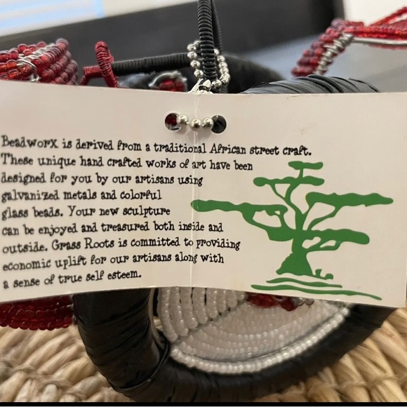 Grass Roots Creations Tractor [Beadworx Sculpture] Red - Picture 4 of 6